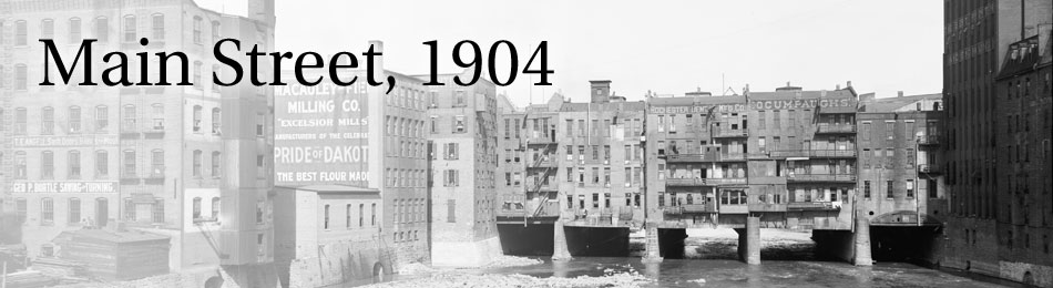 Old Photo of Rochesters Main Street Bridge, 1904.
