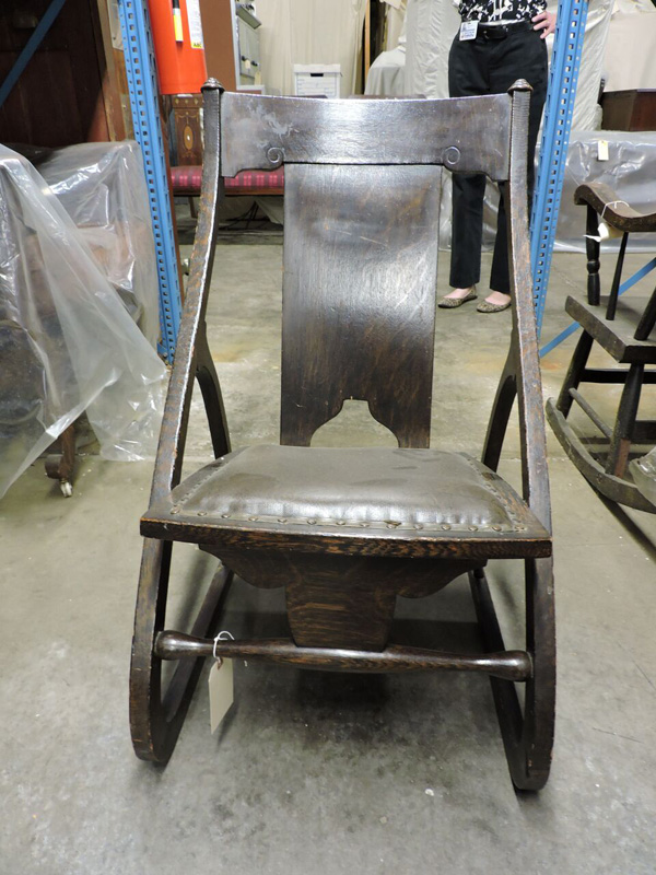 A shampooing chair from one of the Harper salons. In the collection at the Rochester Museum and Science Center. [PHOTO: Joanne Brokaw]